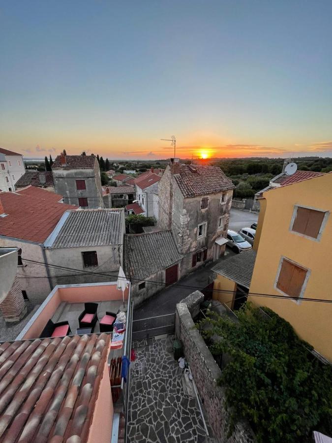 Vila Milka Galižana Exteriér fotografie