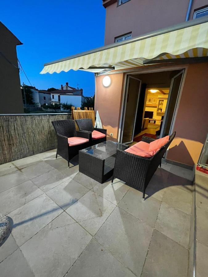 Vila Milka Galižana Exteriér fotografie