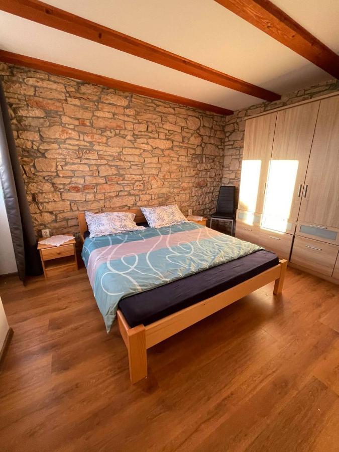 Vila Milka Galižana Exteriér fotografie